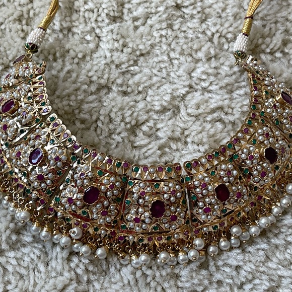 New Statement Choker Necklace with Real gemstones and pearl
